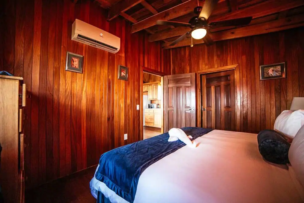 Cabaña Playa Room #10